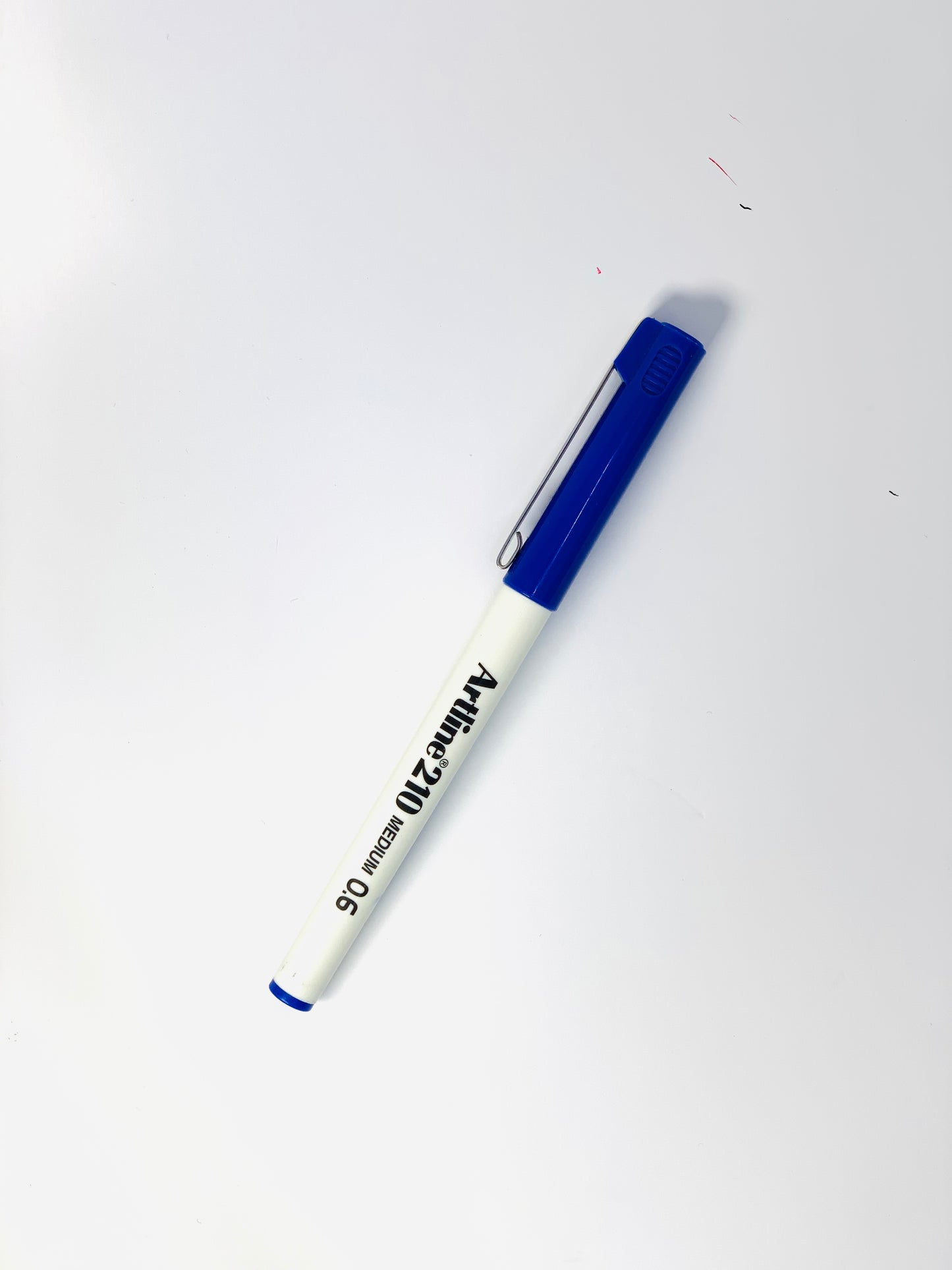 قلم ارتلاين 0.6 لون ازرق