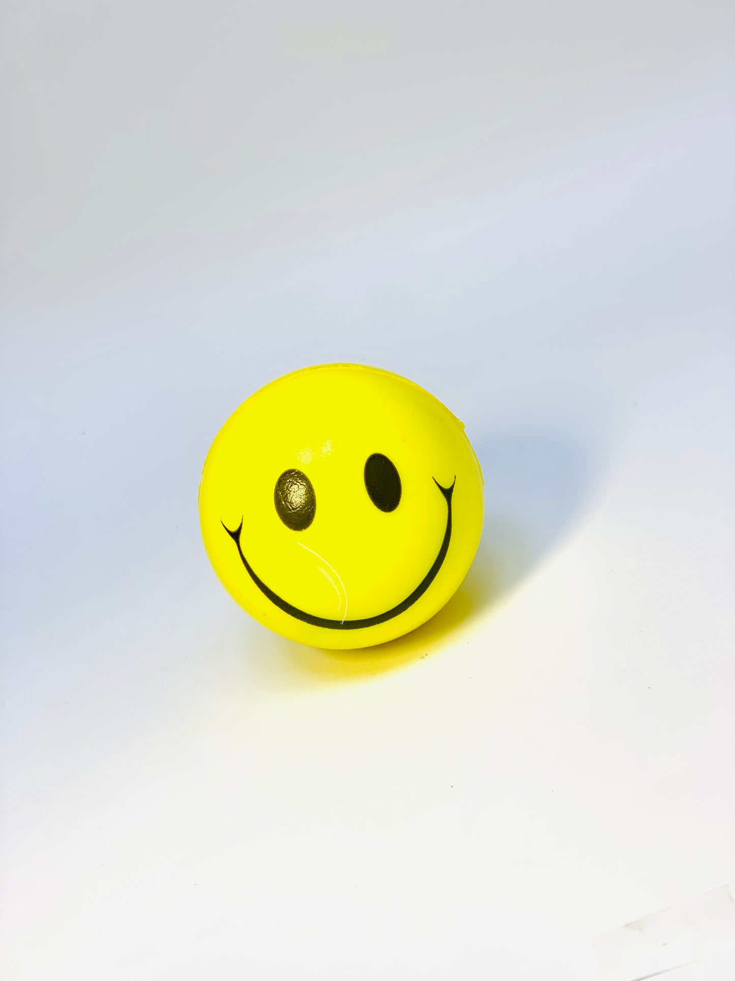 SPONGE BALL SMILEY FACE DESIGN