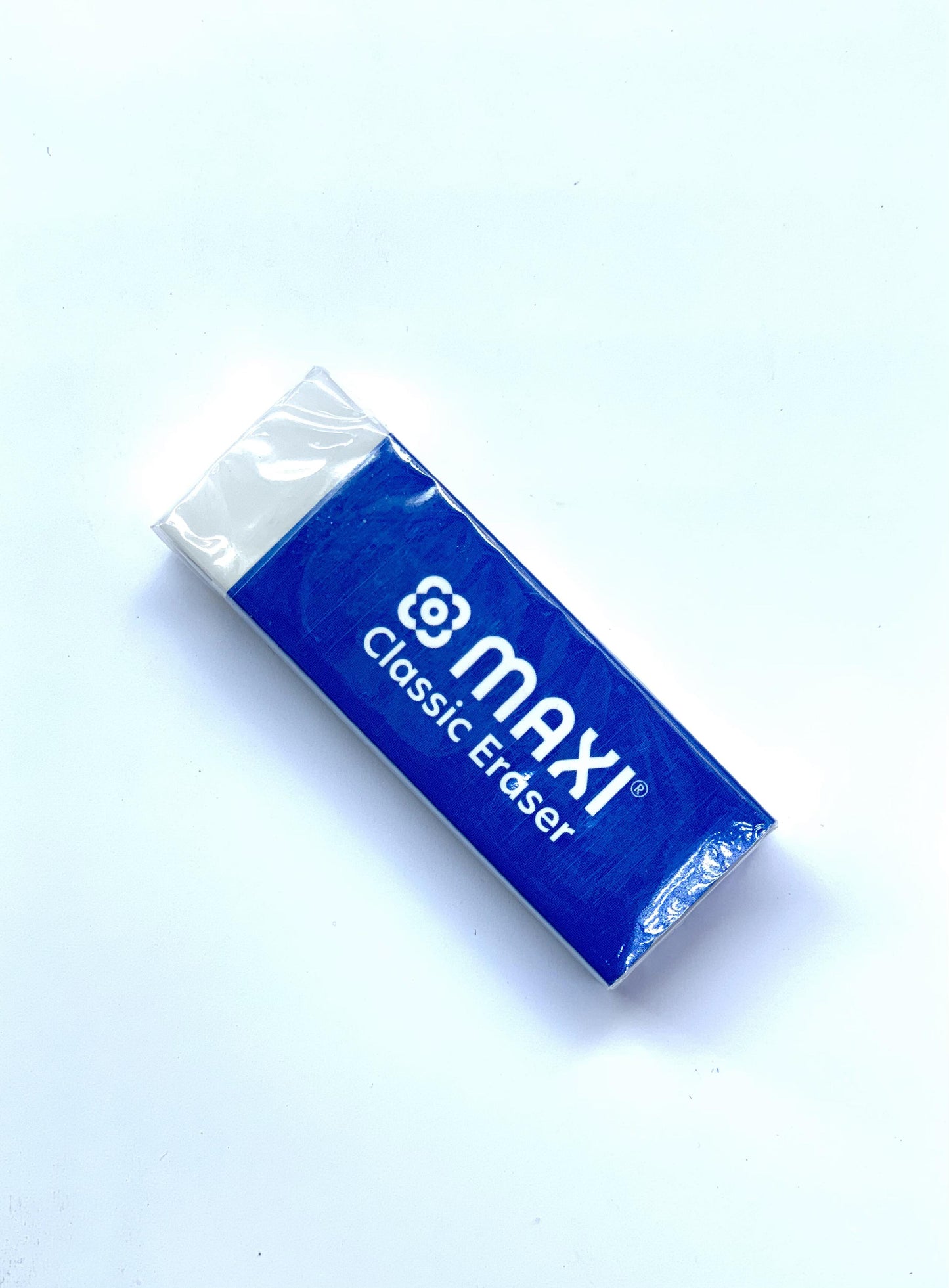 ممحاة ماكسي كلاسي كبيرة