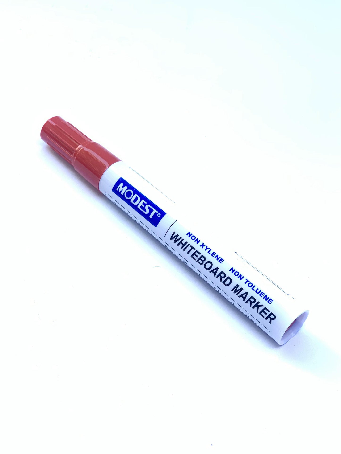 MODEST WHITE BOARD MARKER CHIESEL TIP RED