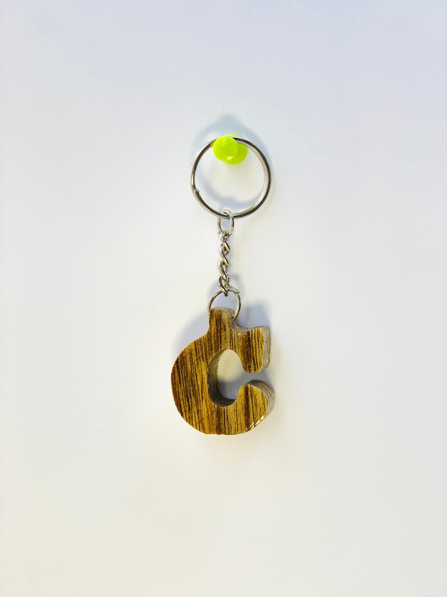 KEY CHAIN LETTER (C)