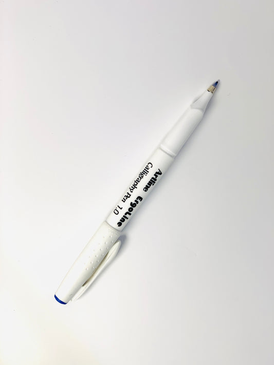 ARTLINE ALLIGRAPHY PEN BLUE COLOR 1.0