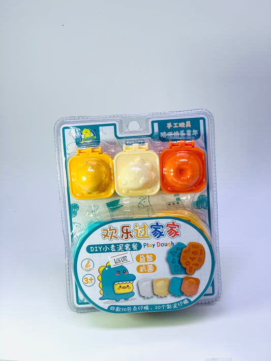 الطين مع عدة