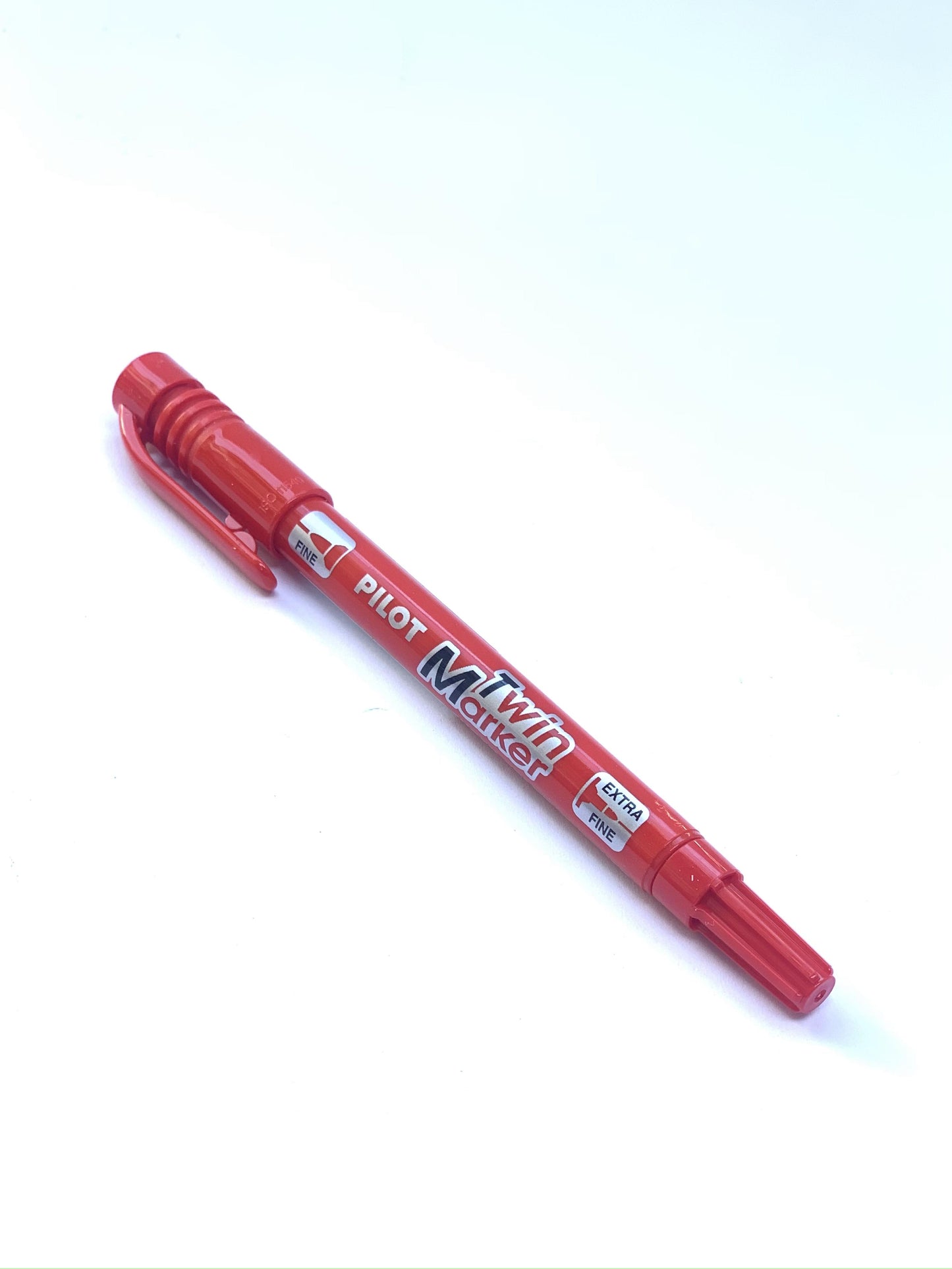 PILOT TWIN PERMANENT MARKER RED